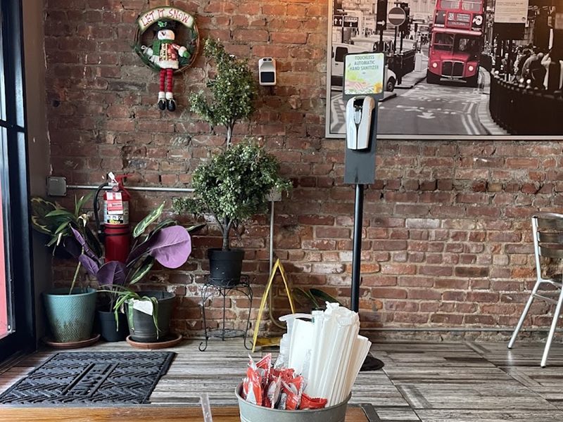 Myhouse Bistro interior